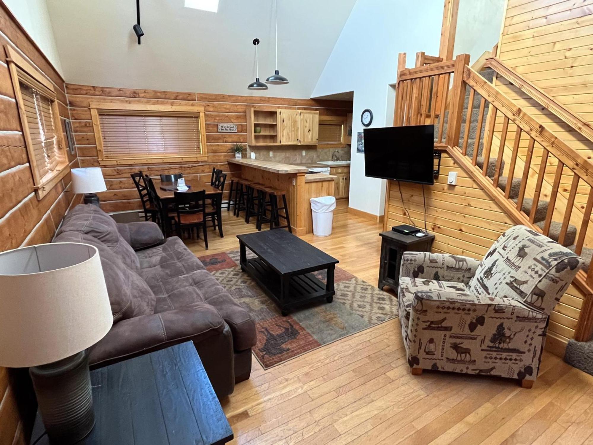Cabin 28 Almont Bagian luar foto