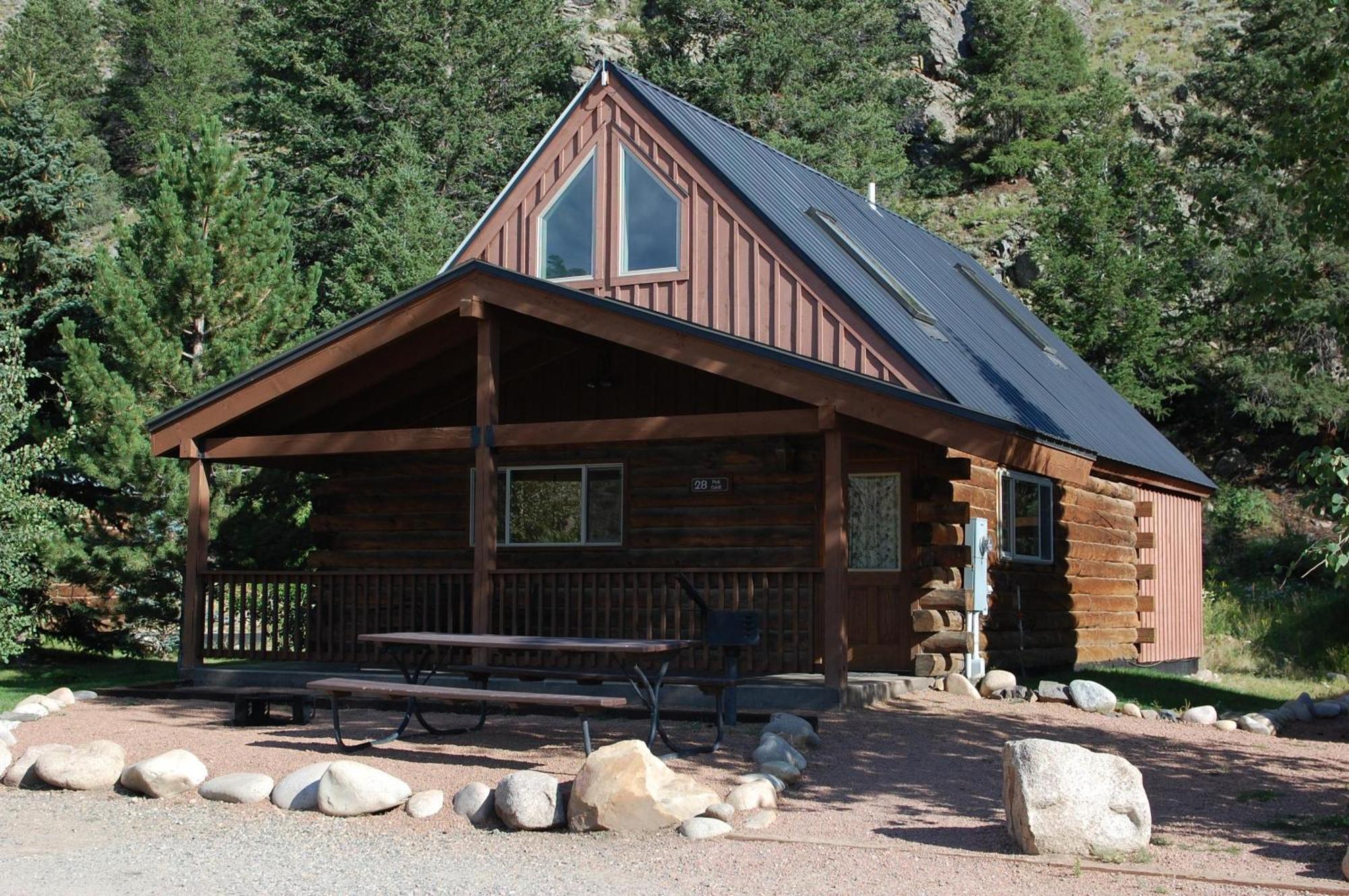 Cabin 28 Almont Bagian luar foto